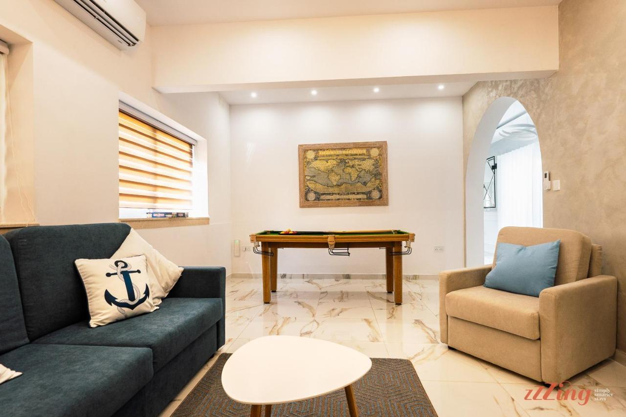 Stunning Holiday Villa With A Heated Jacuzzi St. Paul's Bay Exterior foto